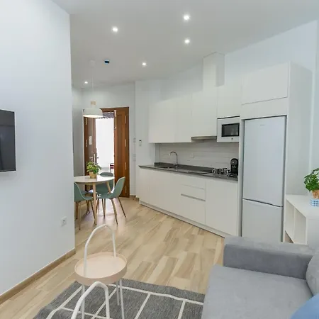 Córdoba Suites Apartments *