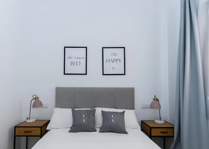 Cordoba Suites Apartments *