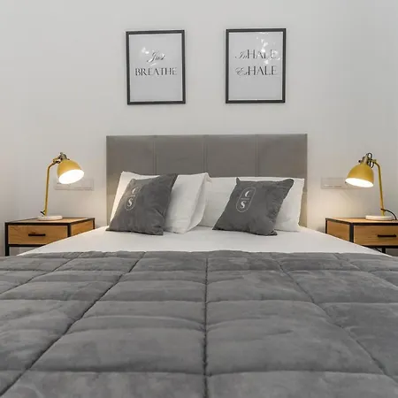 Cordoba Suites Apartments * コルドバ