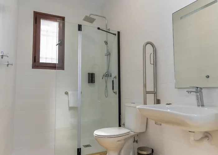 Cordoba Suites Apartments *