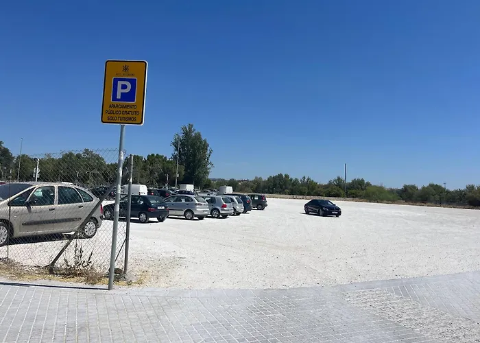 Cordoba Suites Apartments *