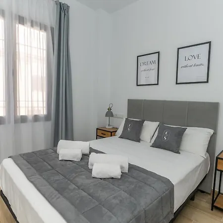 Córdoba Suites Apartments Apartamento *