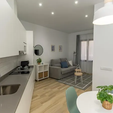 Córdoba Suites Apartments *