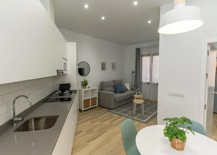 Cordoba Suites Apartments *